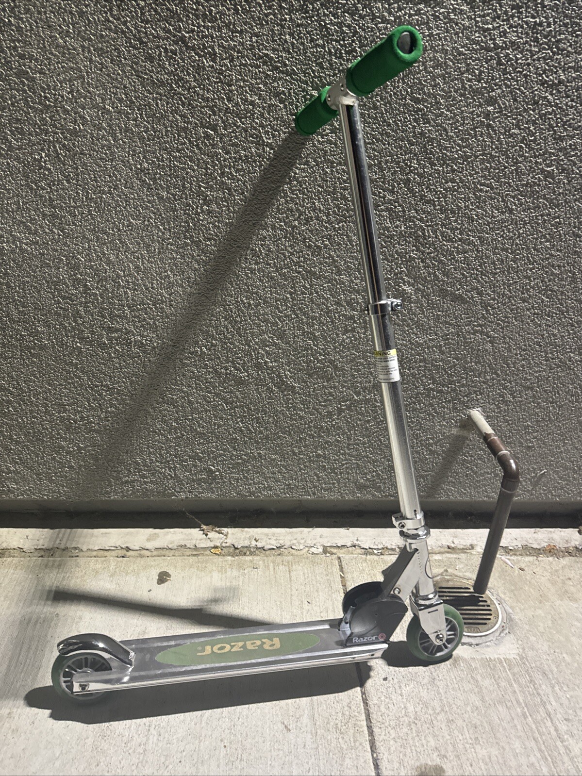 Razor Compact Kick Scooter for Kids and Adults