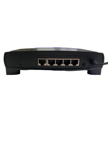 LINKSYS BEFVP41 Etherfast Cable/DSL Router w/4-Port 10/100 Switch - Works! - Picture 5 of 11
