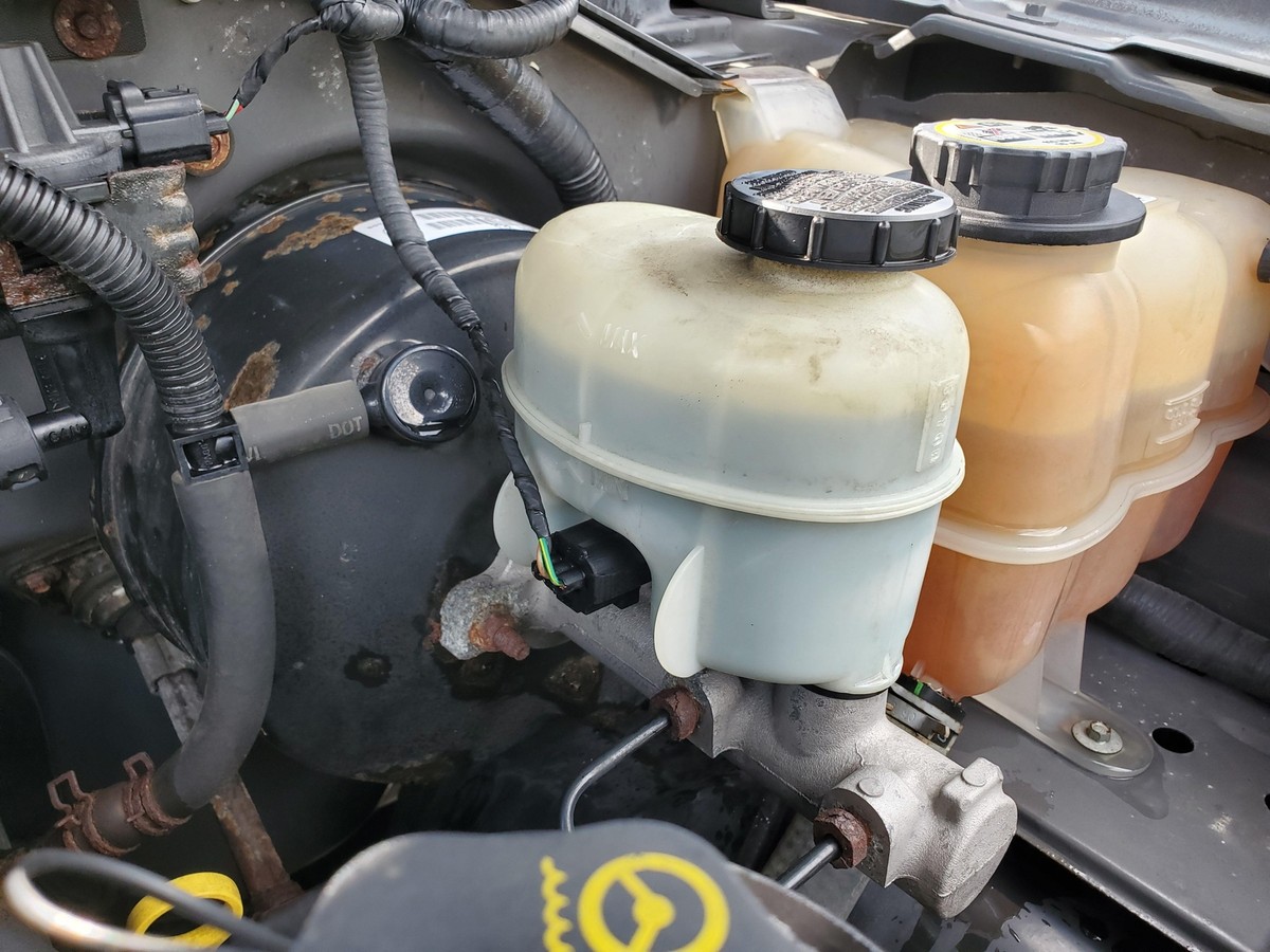 Ford F150 Brake Fluid Exploring Top 78 Images And 10+ Videos