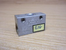 Bosch 0 821 001 003 Valve 0821001003