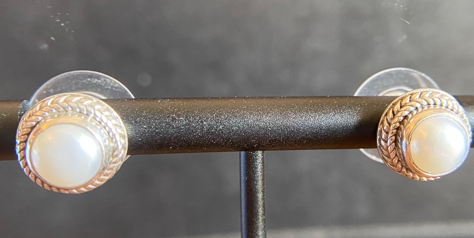 Sarda, Bali Handmade, Lovely, Sterling & Fresh Water Pearl, Stud Earrings