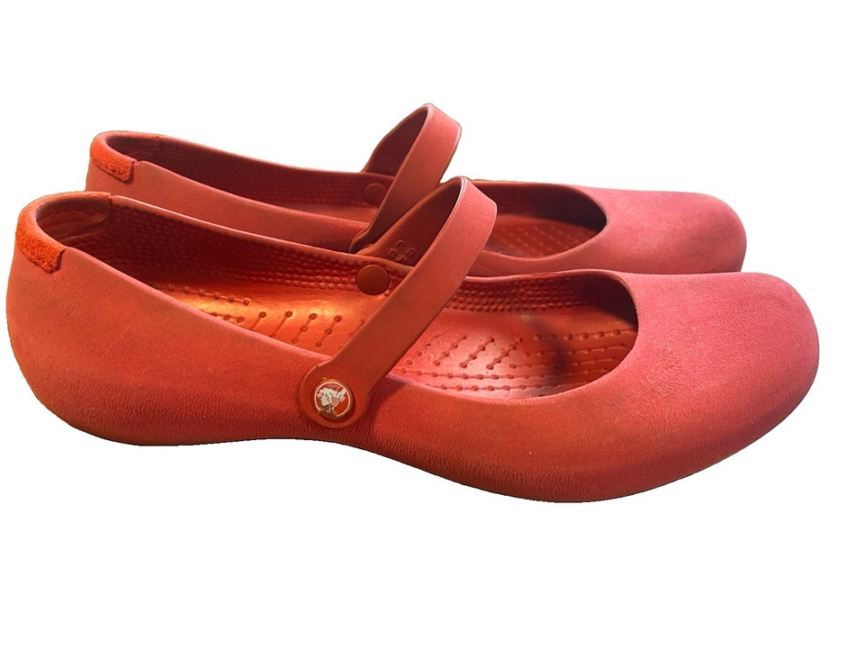 CROCS, Sz 8, Mary Jane Comfort Shoes. 