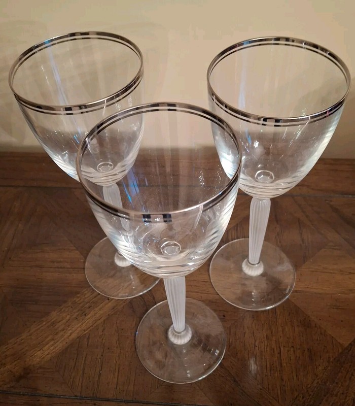 LENOX Federal Platinum Wine/Water/Tea Glasses - Frosted Stems - 8 5/8" Set of 3