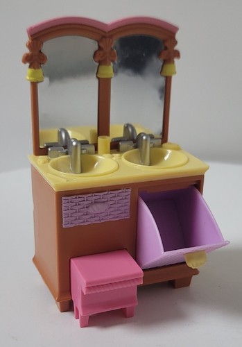 Fisher Price Loving Family Set Bagno - Vasca da Bagno Vanity WC Vasino Allenamento - Foto 11 di 24