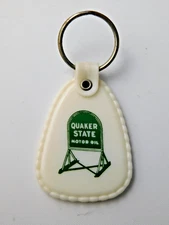QUAKER STATE MOTOR OIL KEYCHAIN KEYRING TAG FOB OIL COMPANY ADVERTISING VINTAGE