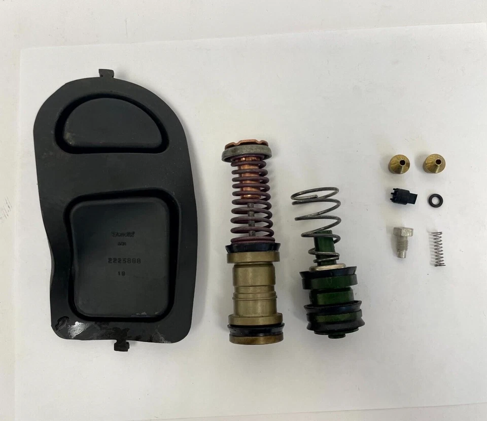 Plymouth Chrysler Dodge 1967-1969 equipamiento de reparación de cilindro maestro 2808617 nuevo en stock Foto 4 de 4