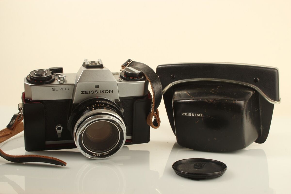 Zeiss Ikon SL 706 with Carl Zeiss Ultron f/1.8 50mm Zeiss Ikon SL 706 with Carl Zeiss Ultron f/1.8 50mm
