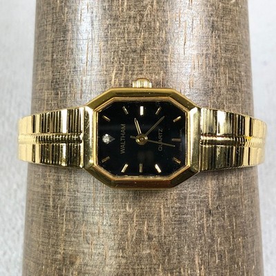 Waltham Women W069 Fashion Diamond Bezel Gold Tone Quartz 19mm