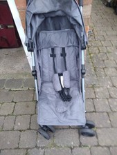 Cuggl Cedar Deluxe Pushchair Grey  With Removable Hood