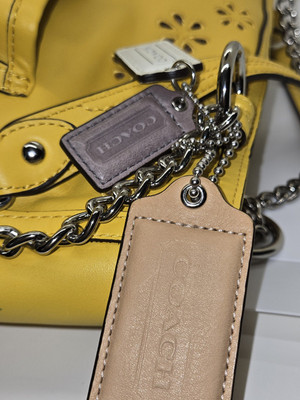 NWT COACH Poppy Leather Eyelet Chain Tote Shoulder Bag Marigold