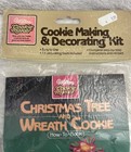 Vintage1984 Wilton Christmas Cookie Maker& Decorating-Tree& Wreath Cookie Cutter — photo 2