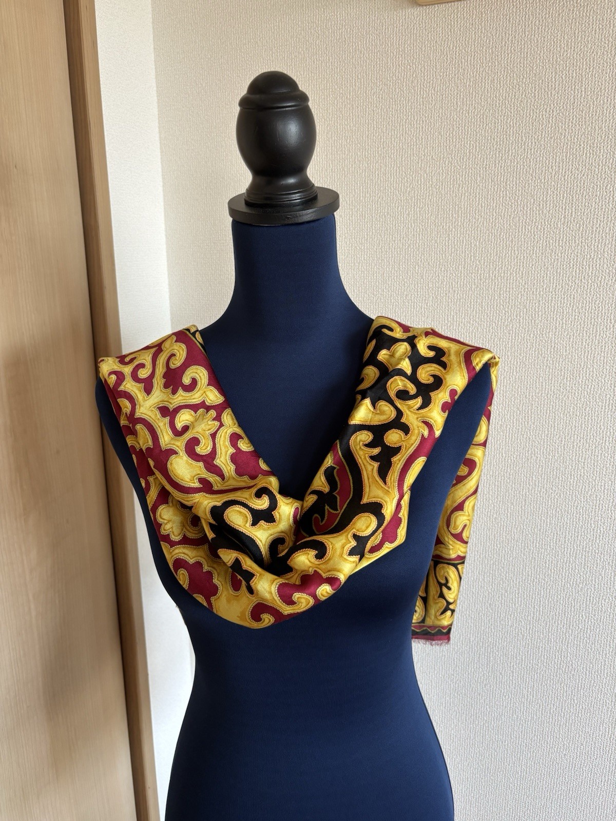 ETRO Italy Lightweight Rectangular Silk Scarf – 4… - image 3