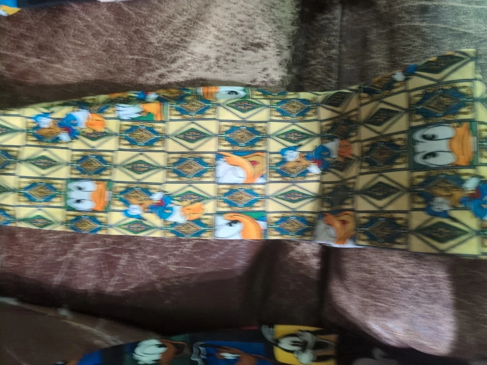 Lote De Colección De 5 Corbatas Disney & Looney Tunes Seda Y Poliéster Foto 4 de 4