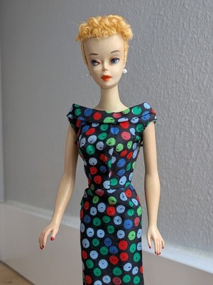LOVELY Brown Eye Shadow Blond Vintage Barbie Ponytail #3 w/ Apple Sheath