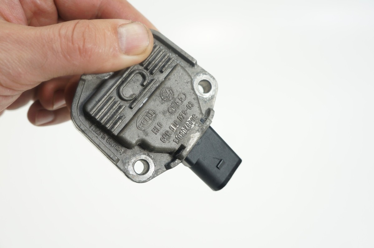 Oil Level Sensor For Audi A2 A3 A4 A6 A8 Tt Vw Golf Passat Bettle Seat Ibiza Leo