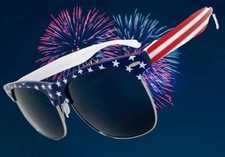 Men or Women Classic Vintage Retro Style Patriotic USA Flag SUNGLASSES Dark Lens