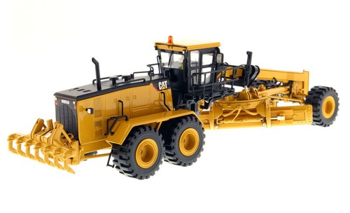DIECAST MASTERS - Motoniveladora CATERPILLAR 24M con conductor - 1/50 - DCM85264 - Imagen 4 de 6