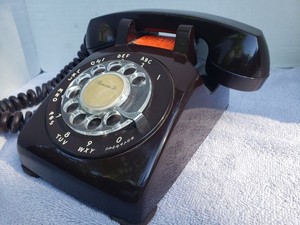 Early Vintage 1955 Mahogany Brown Western Electric 500 C/D telephone