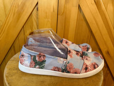 TOMS Women's Pink Blue Graphic Floral Fabric Slip On shoes Flats US Size 6