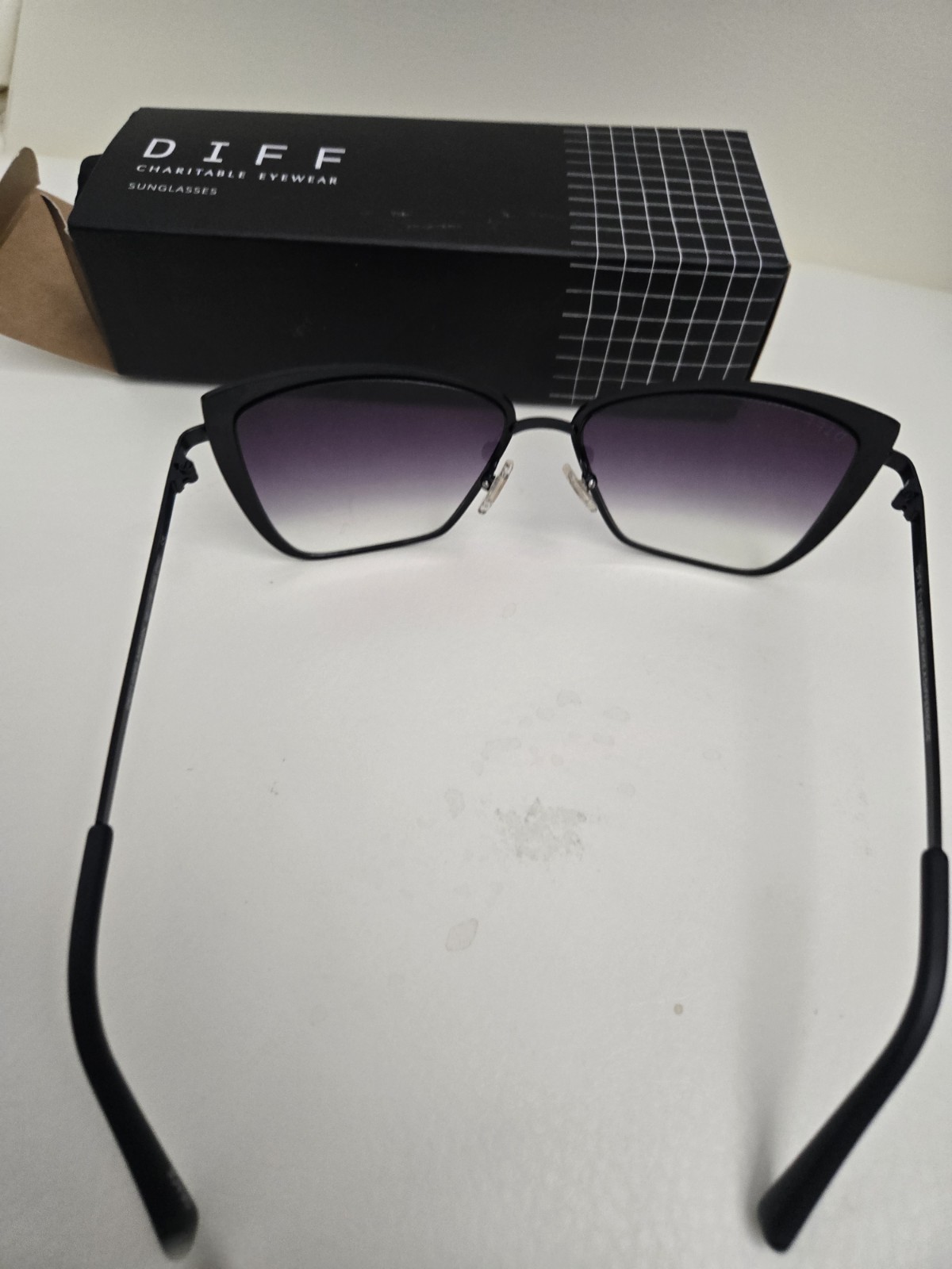 Diff Sunglasses (Grace) - image 1