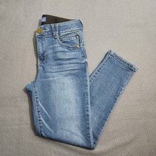 Democracy Ab Solution Women 6 Mid Rise Skinny Jeans