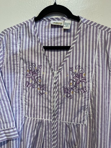 Collections etc.Size XL Lavender Purple & White Striped Seersucker Lounge Robe - Picture 5 of 6