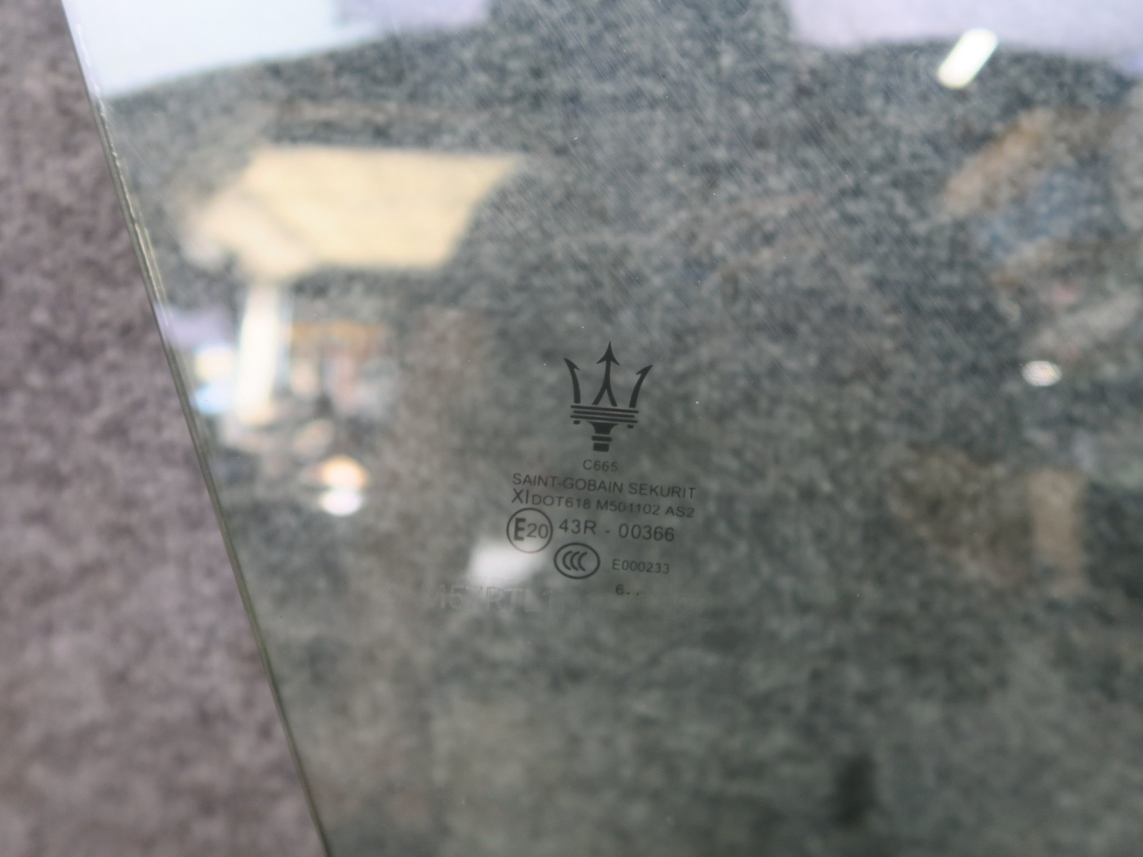 Maserati Ghibli 2014-2020 FRONT+RIGHT Door glass
