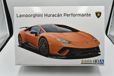 AOSHIMA The Super Car 13 1/24 Lamborghini Huracan Performante Plastikmodell 2017