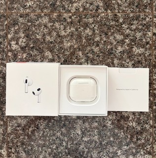 APPLE AIRPODS 3RD GENERATION