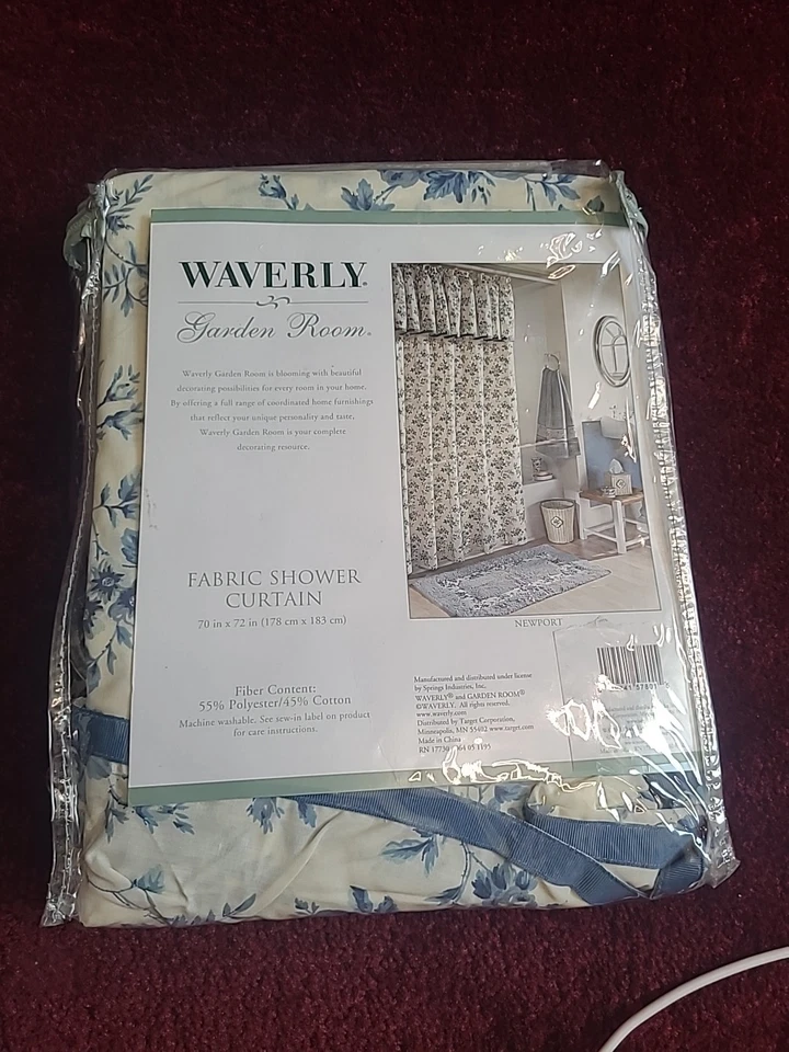 Cortina de ducha de tela Waverly Garden Room azul floral Cottagecore Newport de colección Foto 2 de 4