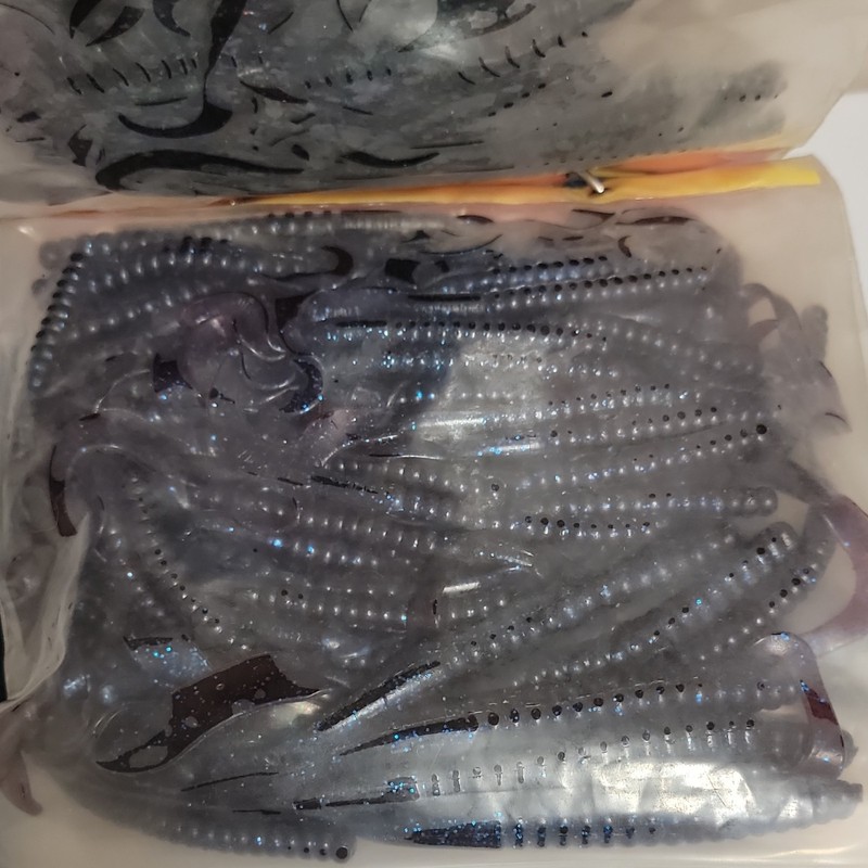 Berkley & Chompers Mixed Lot Soft Plastic Freshwater Baits/Worms & Grubs
