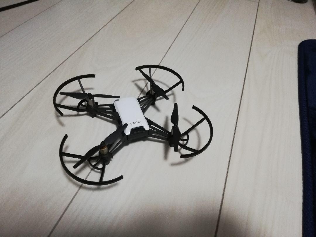 DJI TELLO 中古品 未使用に近い Amazon.co.jp: DJI Tello ドローン 国内認証済み 軽量ミニ