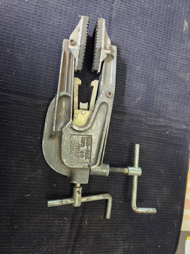 windshield repair tools used