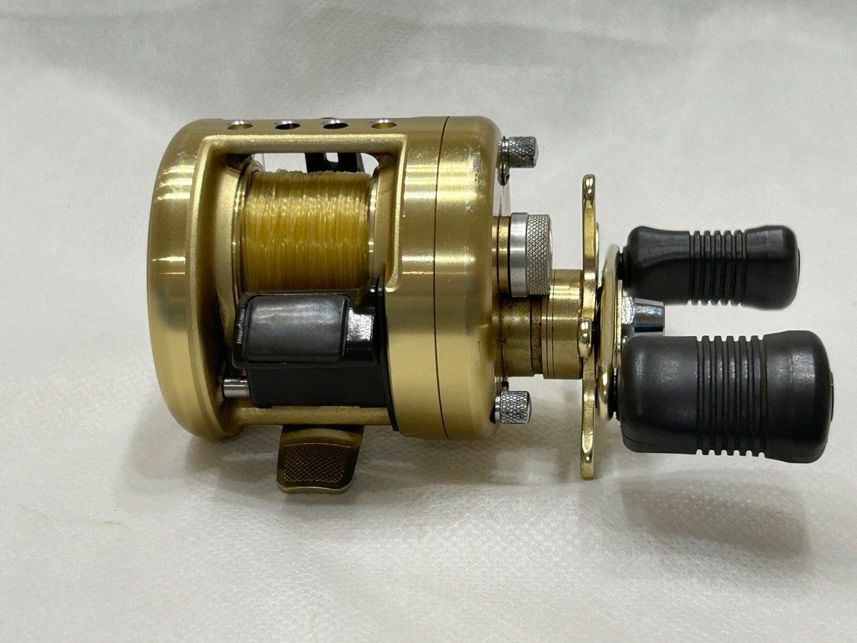 SHIMANO CALCUTTA 100 XT Gold Right-Hand-Drive Free Shipping