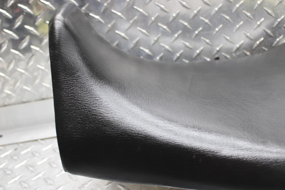 Yamaha FZR1000 1994-1995 asiento delantero sillín con bloqueo de asiento (sin llave) Foto 2 de 4