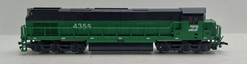 Ho Mehano locomotive diesel Burlington Northern BN 4355 SANS BOITE  | Zustand: Occasion