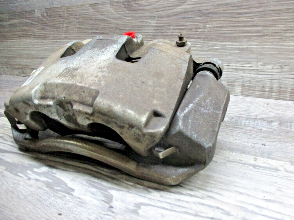 Dodge Ram 1500 2013-2017 delantero derecho lado del conductor ABS pinza de freno soporte OEM Foto 4 de 4