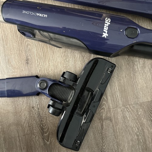Shark CH964AMZ 2-in-1 Cordless Portable Handheld Vacuum Ultra-Cyclone, Purple - Picture 9 of 9