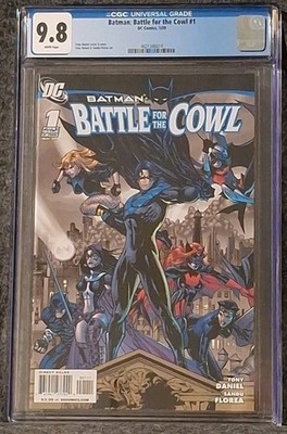 Batman: Battle for the Cowl #1 (2009), CGC 9.8 One of Three Connecting Covers!