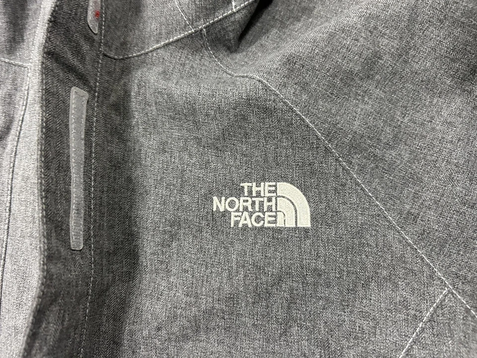 Chaqueta para mujer The North Face gris medio HyVent 2,5 L con capucha con capucha para lluvia al aire libre Foto 4 de 4
