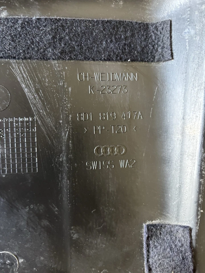 Audi RS4 S4 A4 1997-2002 Cubierta de bandeja de batería con lanzadera y moldura OEM 8D1-819-417-A Foto 2 de 4