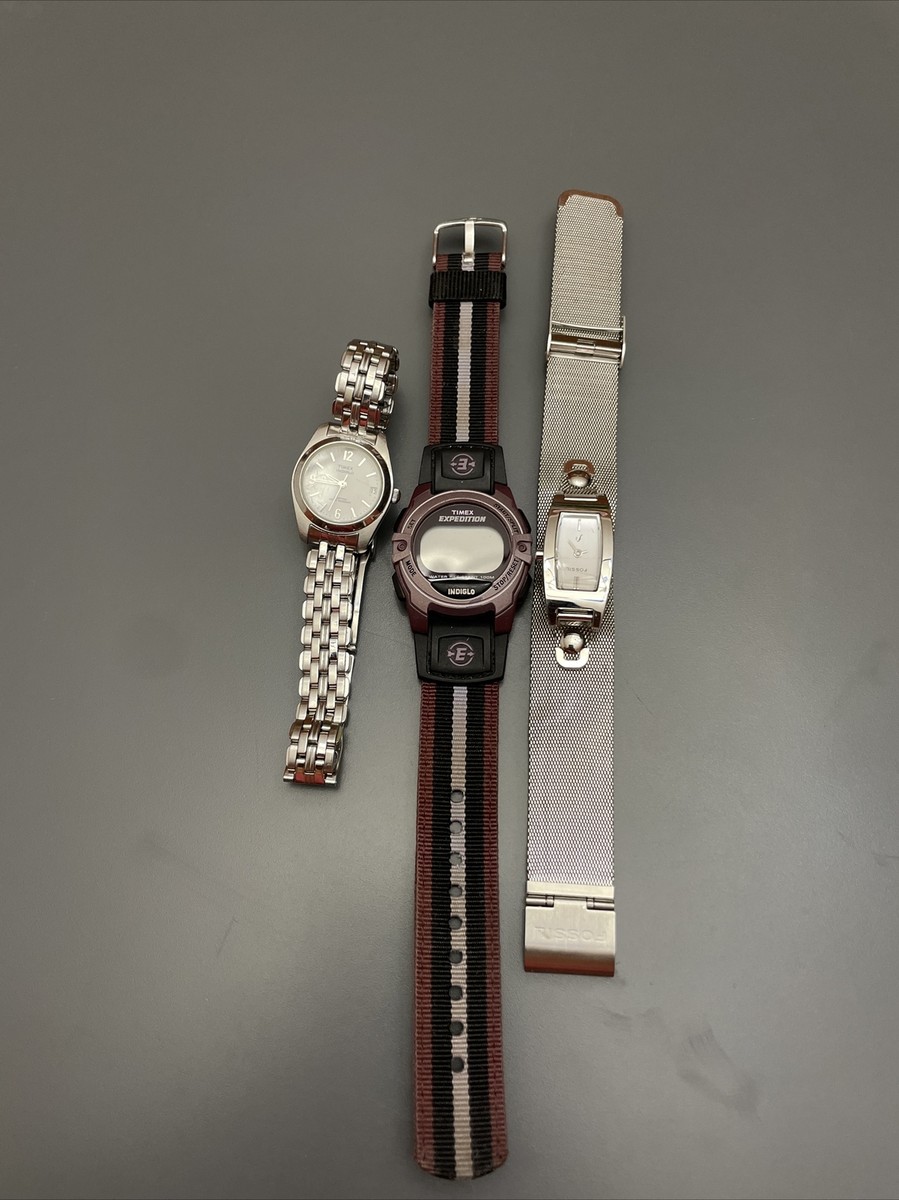 Lot of 3 Ladies Watches for parts/ repair Only Timex Fossil  display picture 3