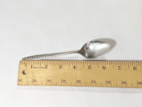 Wallace 1964 cubiertos de plata de ley encaje español 1,526 kg 8 ajustes 32 piezas difícil de encontrar - Imagen 13 de 15