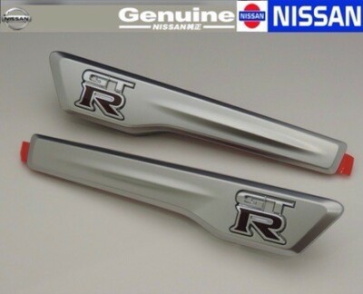 NISSAN GENUINE GT-R R35 Front Fender Emblem Set R/L 63871(63870