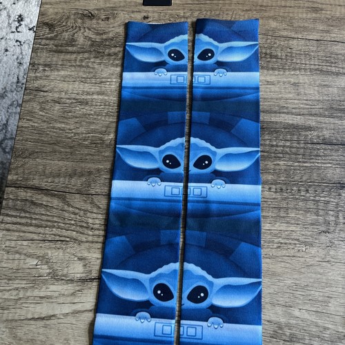 NWT Lot of 4 pair Star Wars Mandalorian Baby Yoda Crew Socks Shoe Size 6-12 NEW! - Picture 2 of 4