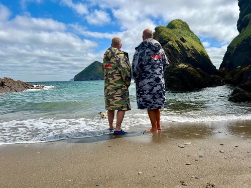 "NEW CAMO" Jalapeño Premium Quality Changing Robe. Warm and Dry in Style - Picture 13 of 45