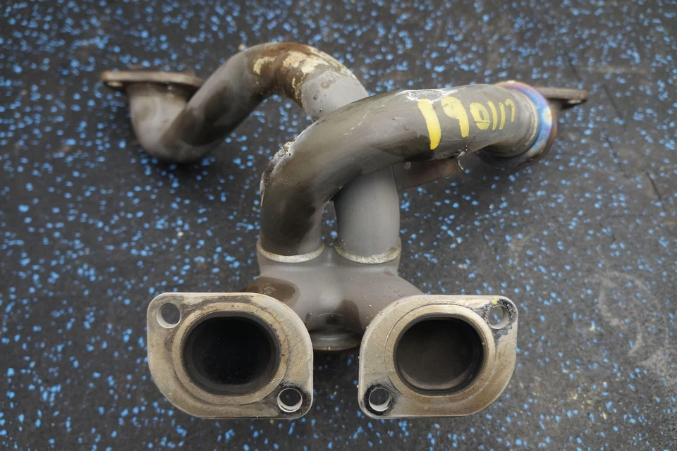 Coletor de escape cabeçalho cilindro 2 3 5 8 11627849461 BMW M5 M6 F10 F12 2012-17 - Imagem 3 de 4