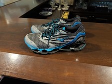 Zapatos Mizuno Wave Prophecy 5 para hombre talla 10,5 negros.  Zapatillas de running.  Usado DOS VECES.