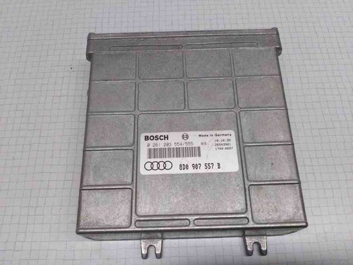 AUDI A4 8D2, B5 Motorsteuergerät ECU 8D0907557B 0261203555 0261203554 32498184