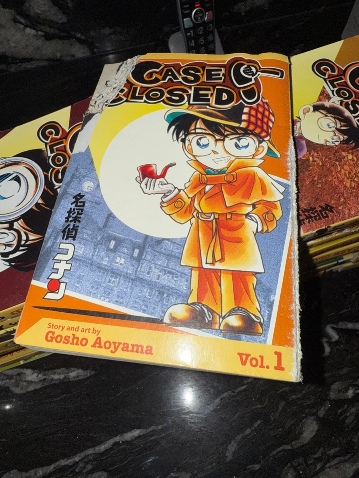 Case Closed Manga Vol. 1 thru 35 by Gosho Aoyama ViZ Media English (SEE PICS) - Image 2 of 4